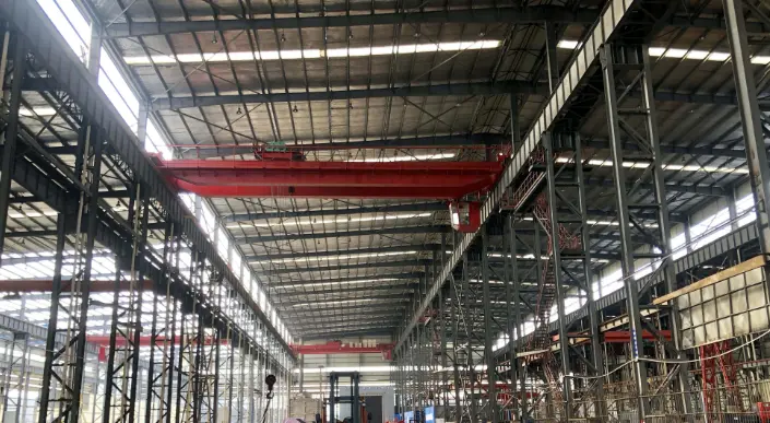 江油水泥厂网架安装